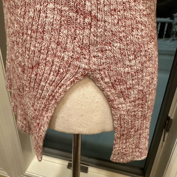 Ann Taylor LOFT XS Knit V-neck Sweater in EUC Marled red and white - Picture 5 of 7